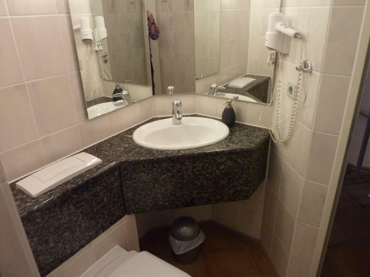 Apartment Seeadler Mit Balkon Dewichow Exterior foto
